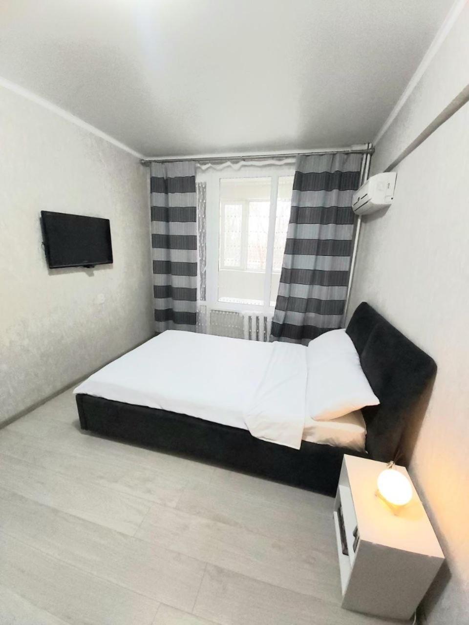 Отличная Квартира Со Всеми Удобствами. Almaty Extérieur photo